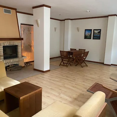 One Bedroom In Gated Complex בנסקו