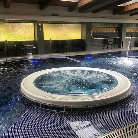 One Bedroom In Gated Complex מלון דירות *