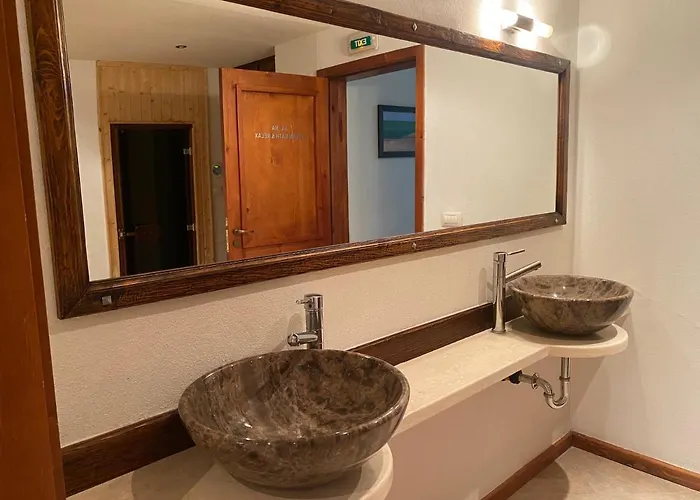 One Bedroom In Gated Complex Appart hôtel 3*